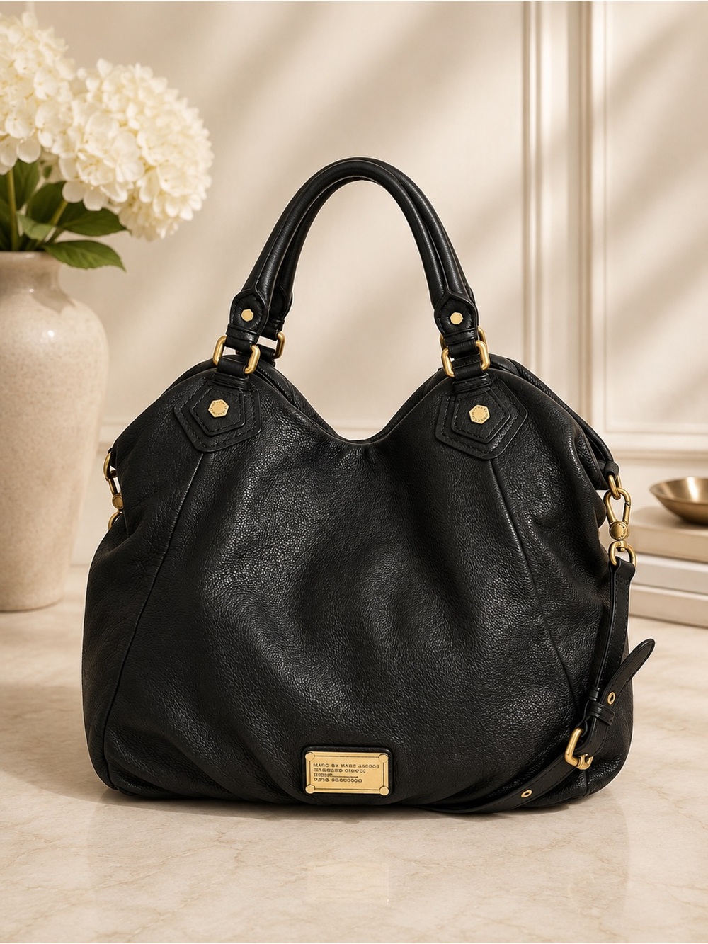 Marc Jacobs Black Pebbled Leather Large Hobo Shoulder Bag Crossbody tote